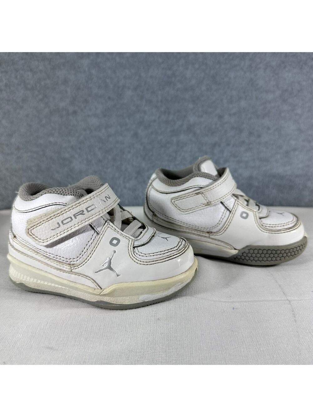 Nike Jordan Flight 23 White Infant Toddler 6C Elastic Sneaker